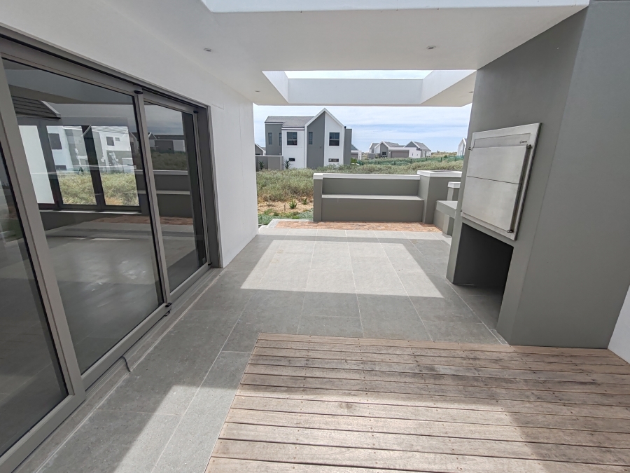 3 Bedroom Property for Sale in Langebaan Country Estate Western Cape